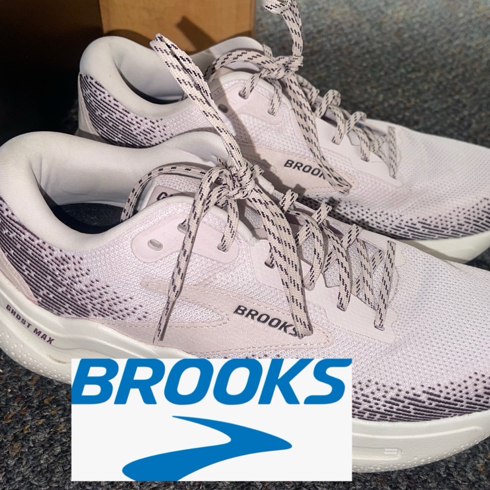 Brooks Ghost Max 2 Running Shoe